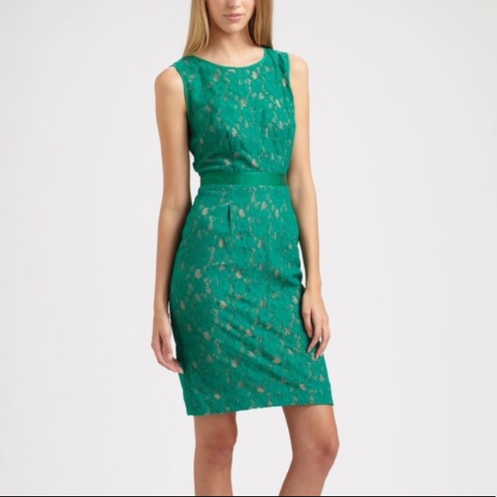 BCBGMaxazria Alice Emerald Green Lace Dress-Size 6